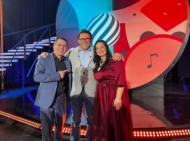 Семья из Тверской области спела на шоу Андрея Малахова Семья из Тверской области спела на шоу Андрея Малахова