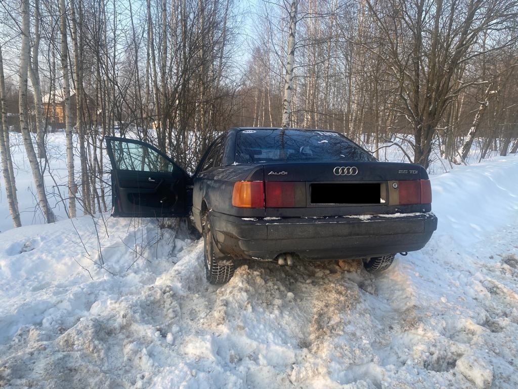 В Кимрах водитель погиб в ДТП с двумя иномарками В Кимрах водитель погиб в ДТП с двумя иномарками