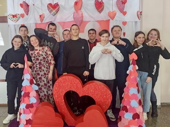В Андреапольском ДК прошло мероприятие ко Дню влюбленных В Андреапольском ДК прошло мероприятие ко Дню влюбленных