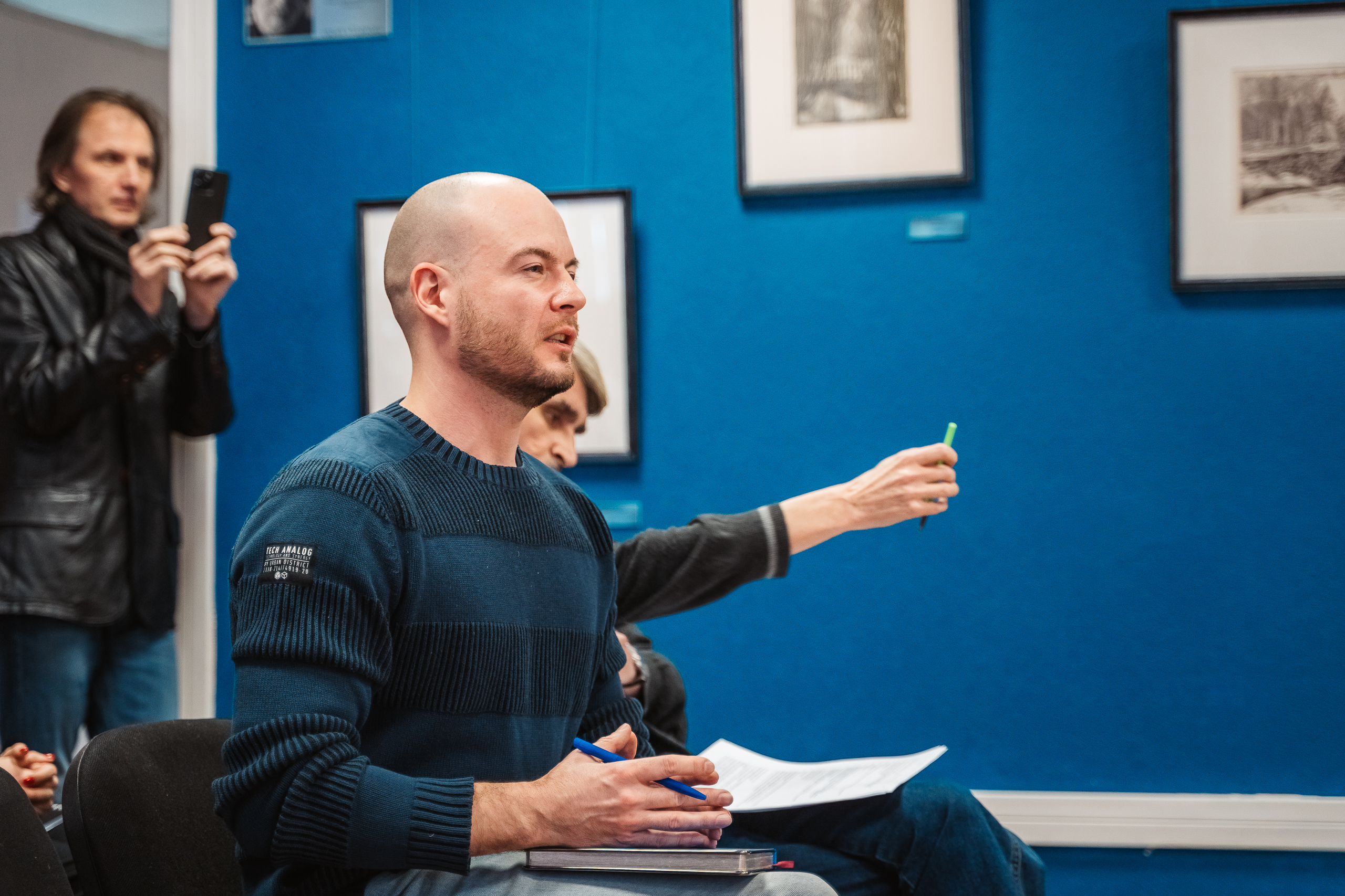 Режиссер документального фильма "Отважные" Олеся Шигина пообщалась с журналистами РИА Верхневолжье