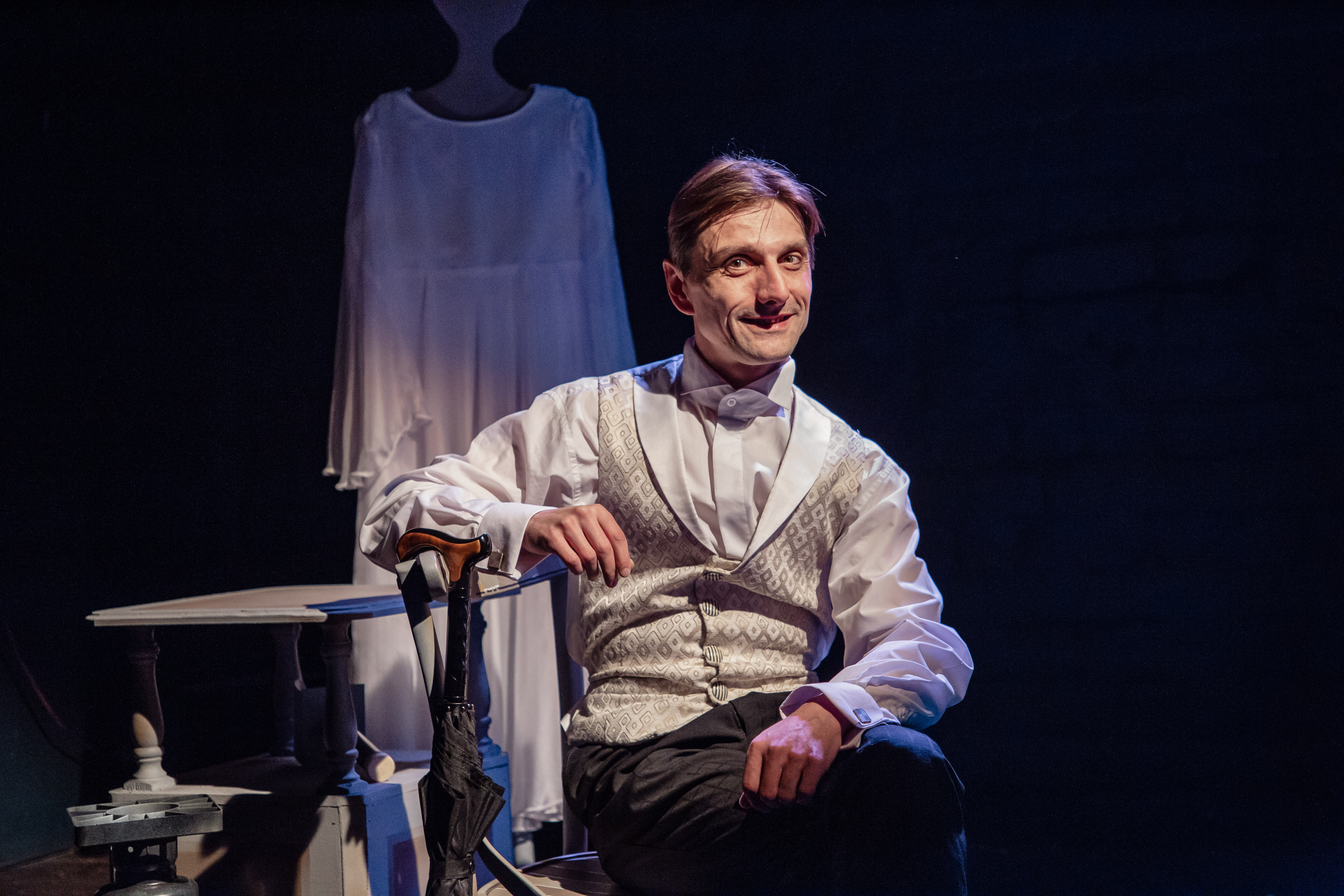 Легко о серьезом: В ТЮЗе представили семейный спектакль "Журавль и Цапля"