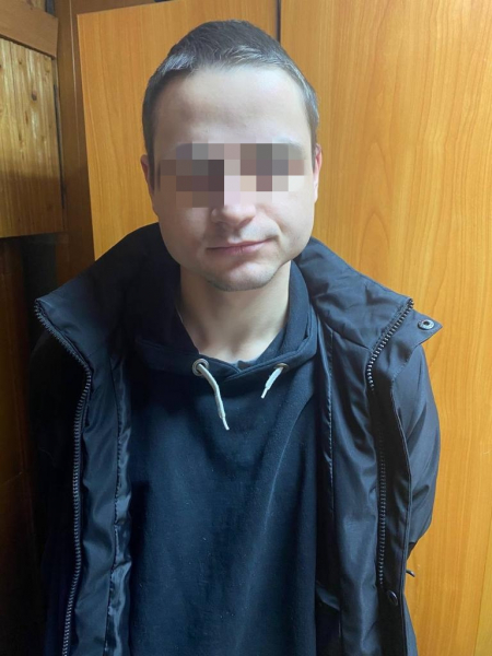 В Старице полицейские задержали двух молодых людей с наркотиками
