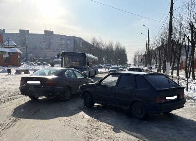 В Твери ВАЗ сбил пенсионерку В Твери ВАЗ сбил пенсионерку