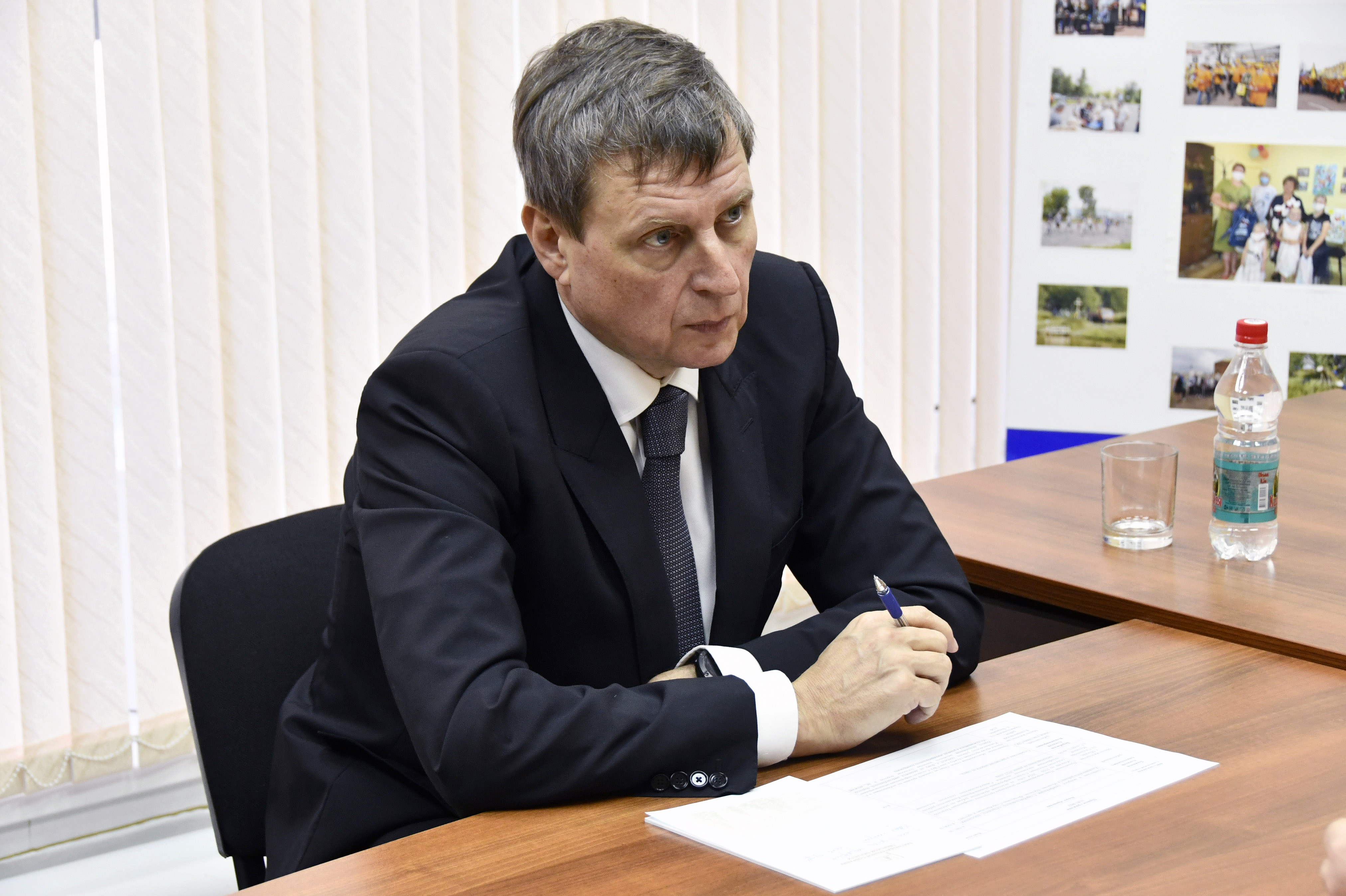 Сенатор Андрей Епишин провел прием граждан