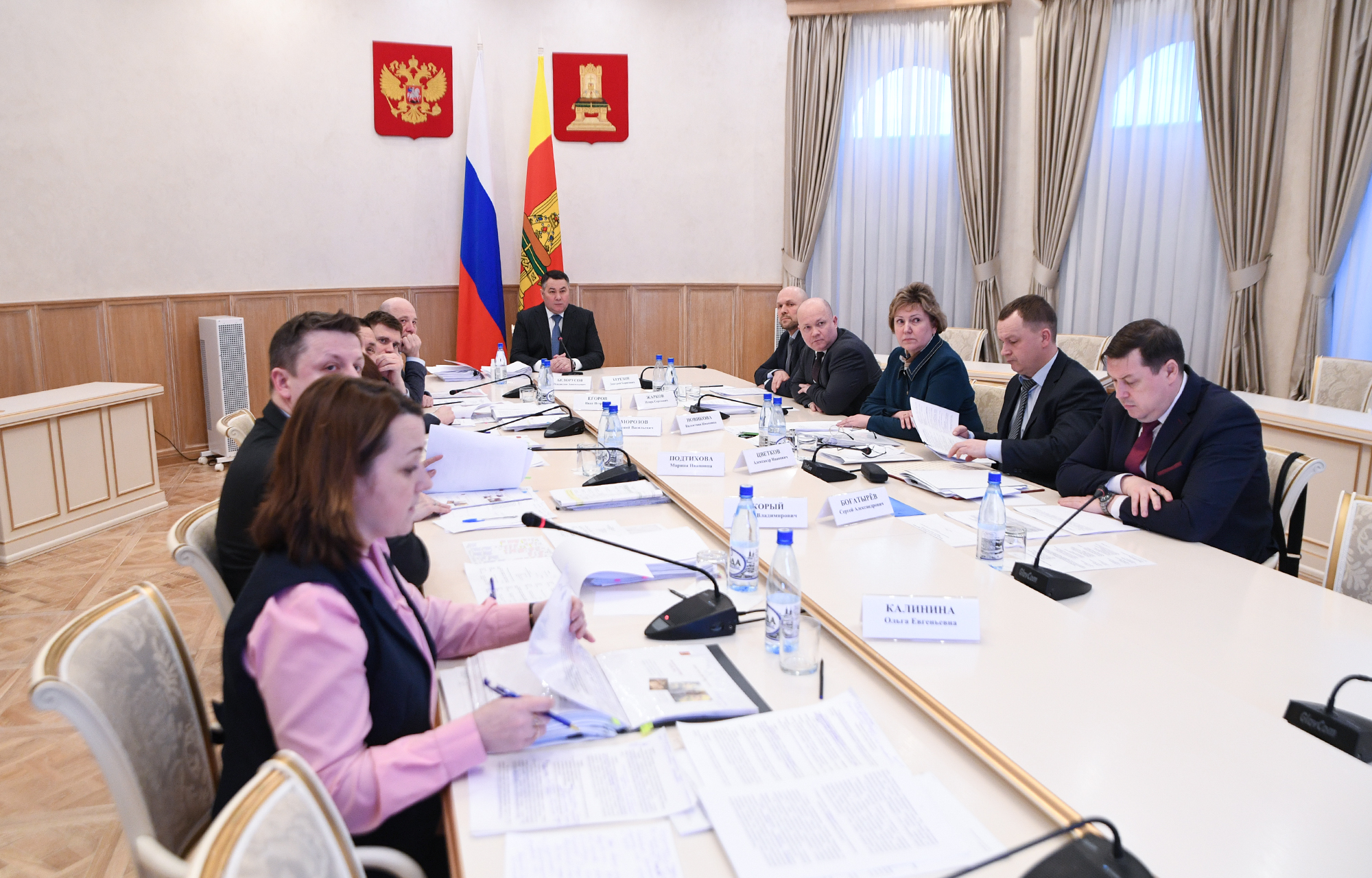 Игорь Руденя провел совещание по вопросам деятельности Правительства Тверской области Игорь Руденя провел совещание по вопросам деятельности Правительства Тверской области