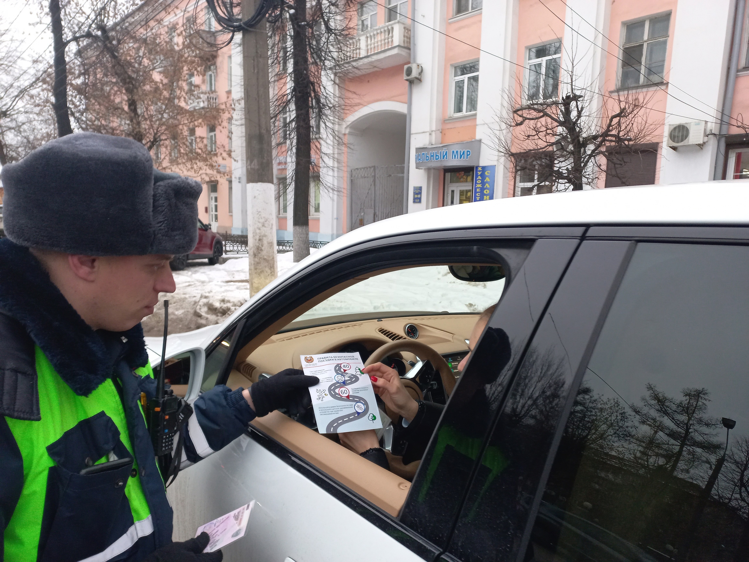 Тверские автоинспекторы провели профилактическое мероприятие «Пропусти пешехода»