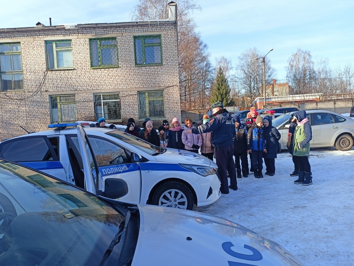 В Ржеве в Госавтоинспекции прошел "День открытых дверей"