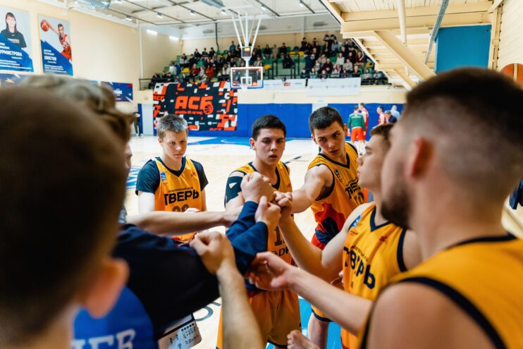 Баскетбольный клуб "Тверь" вышел в плей-офф Студенческой Лиги РЖД Баскетбольный клуб "Тверь" вышел в плей-офф Студенческой Лиги РЖД