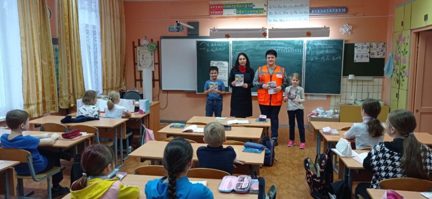 Школьники Конаковского района встретились с транспортными полицейскими Школьники Конаковского района встретились с транспортными полицейскими