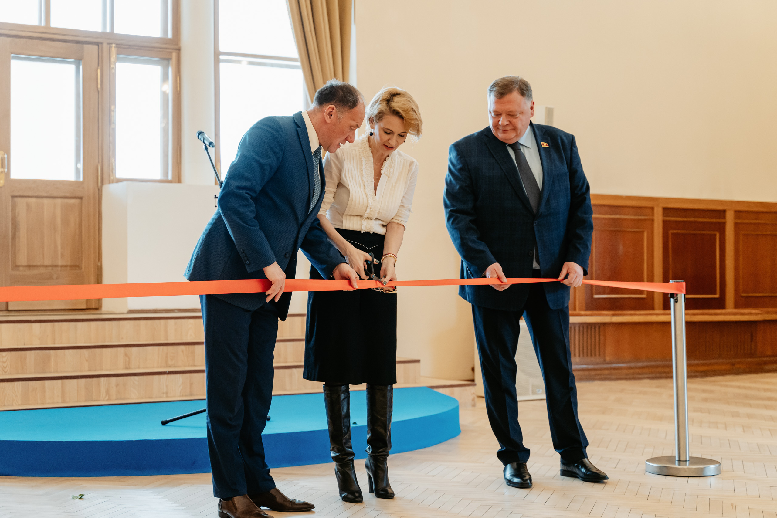 Плеяда Верхневолжья: В Твери открылась выставка фотопортретов деятелей культуры