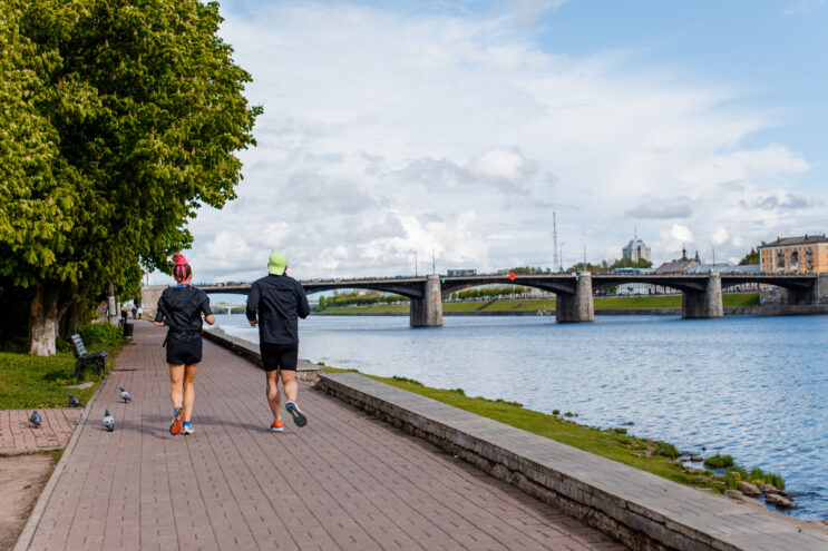 Жители Тверской области могут присоединиться к акции «10 000 шагов к жизни»
