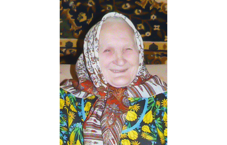 Игорь Руденя поздравил со 100-летием труженицу тыла Антонину Дмитриевну Кулакову Игорь Руденя поздравил со 100-летием труженицу тыла Антонину Дмитриевну Кулакову