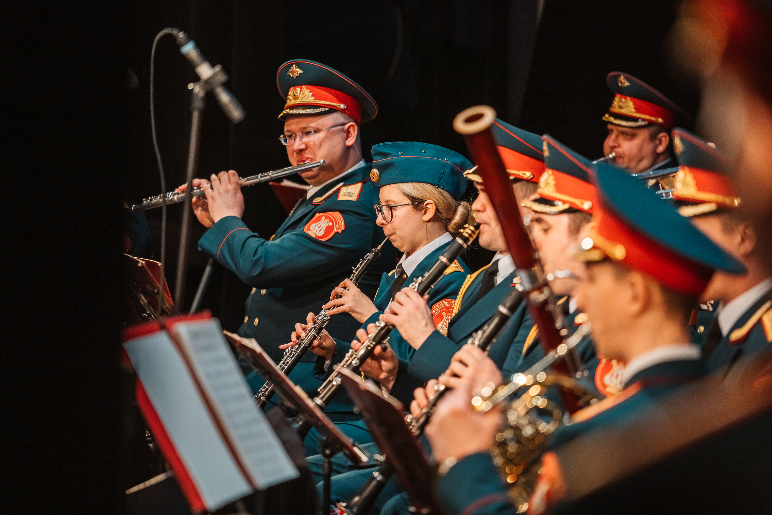 Фото ансамбля имени александрова