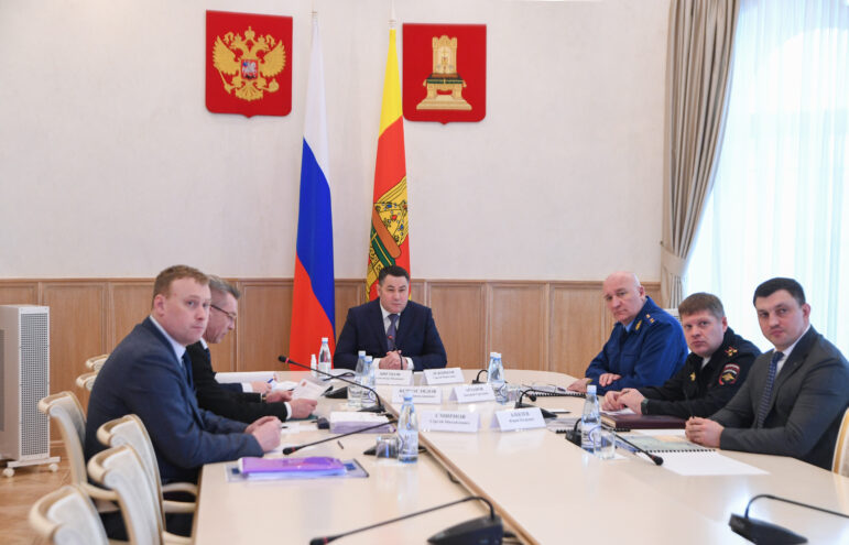 В правительстве региона обсудили ремонт федеральных трасс, проходящих по территории Верхневолжья В правительстве региона обсудили ремонт федеральных трасс, проходящих по территории Верхневолжья