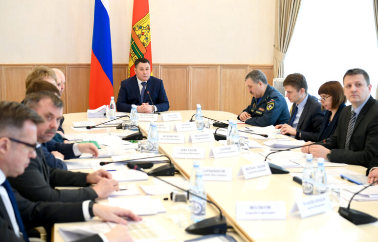 Игорь Руденя провел заседание Президиума Правительства Тверской области Игорь Руденя провел заседание Президиума Правительства Тверской области