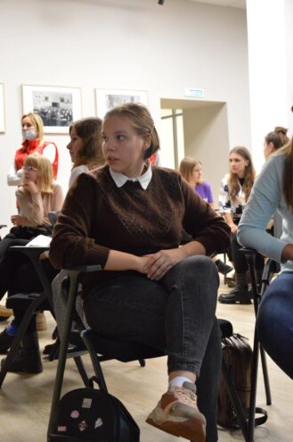 Дарья Паренькова: очень удобно покупать отечественные товары хорошего качества Дарья Паренькова: очень удобно покупать отечественные товары хорошего качества