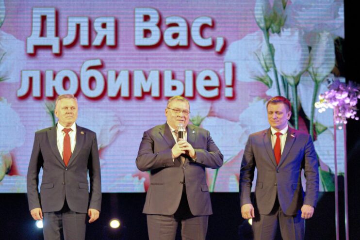 В Конаковском районе прошли праздничные мероприятия В Конаковском районе прошли праздничные мероприятия