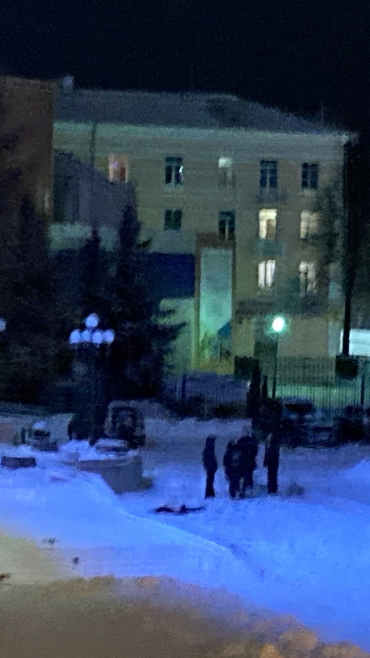 Из окна тверского офисного центра выпал мужчина Из окна тверского офисного центра выпал мужчина