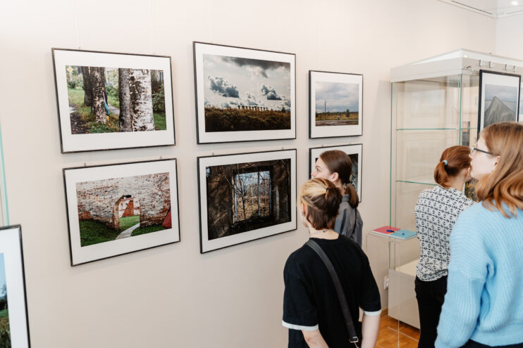 В Твери проходит выставка калужских фотографов