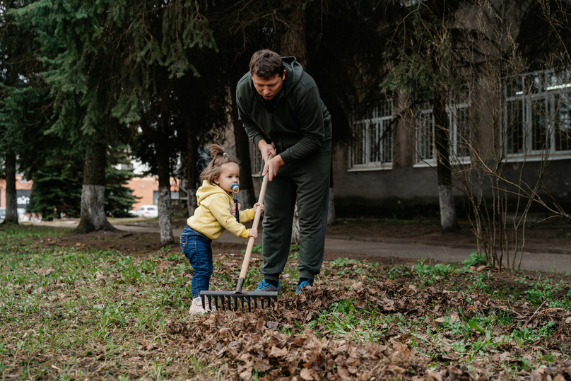 Сотрудники РИА Верхневолжье приняли участие в субботнике у ДК "Пролетарка" Сотрудники РИА Верхневолжье приняли участие в субботнике у ДК "Пролетарка"