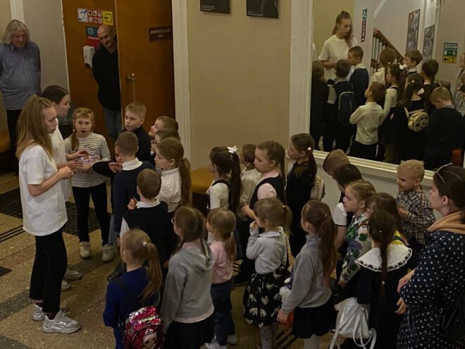 Артисты Тверского ТЮЗа расскажут школьникам правила поведения в театре