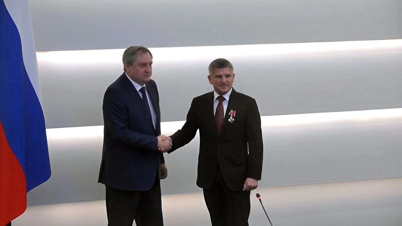 На Всероссийском совещании по итогам ОЗП 2022-2023 годов Министр энергетики РФ вручил Игорю Маковскому орден Мужества На Всероссийском совещании по итогам ОЗП 2022-2023 годов Министр энергетики РФ вручил Игорю Маковскому орден Мужества