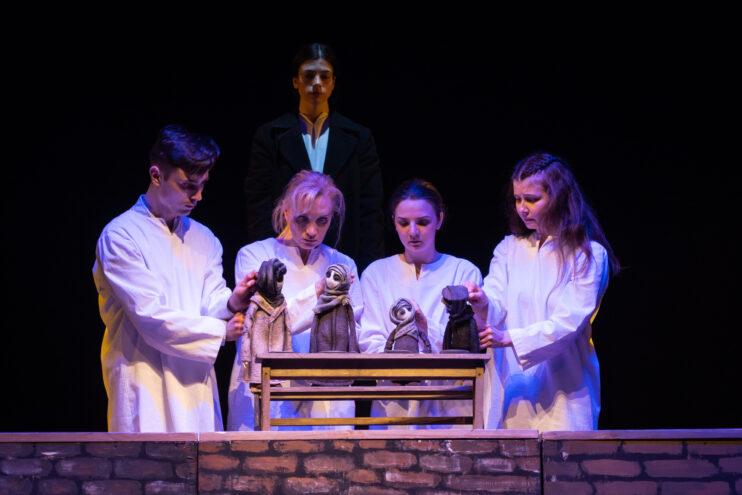 Говорит Ленинград: В Тверь с «Большими гастролями» приехал Белгородский театр кукол Говорит Ленинград: В Тверь с «Большими гастролями» приехал Белгородский театр кукол