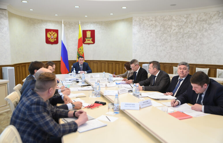 Строительство объектов образования рассмотрено на совещании в Правительстве Тверской области