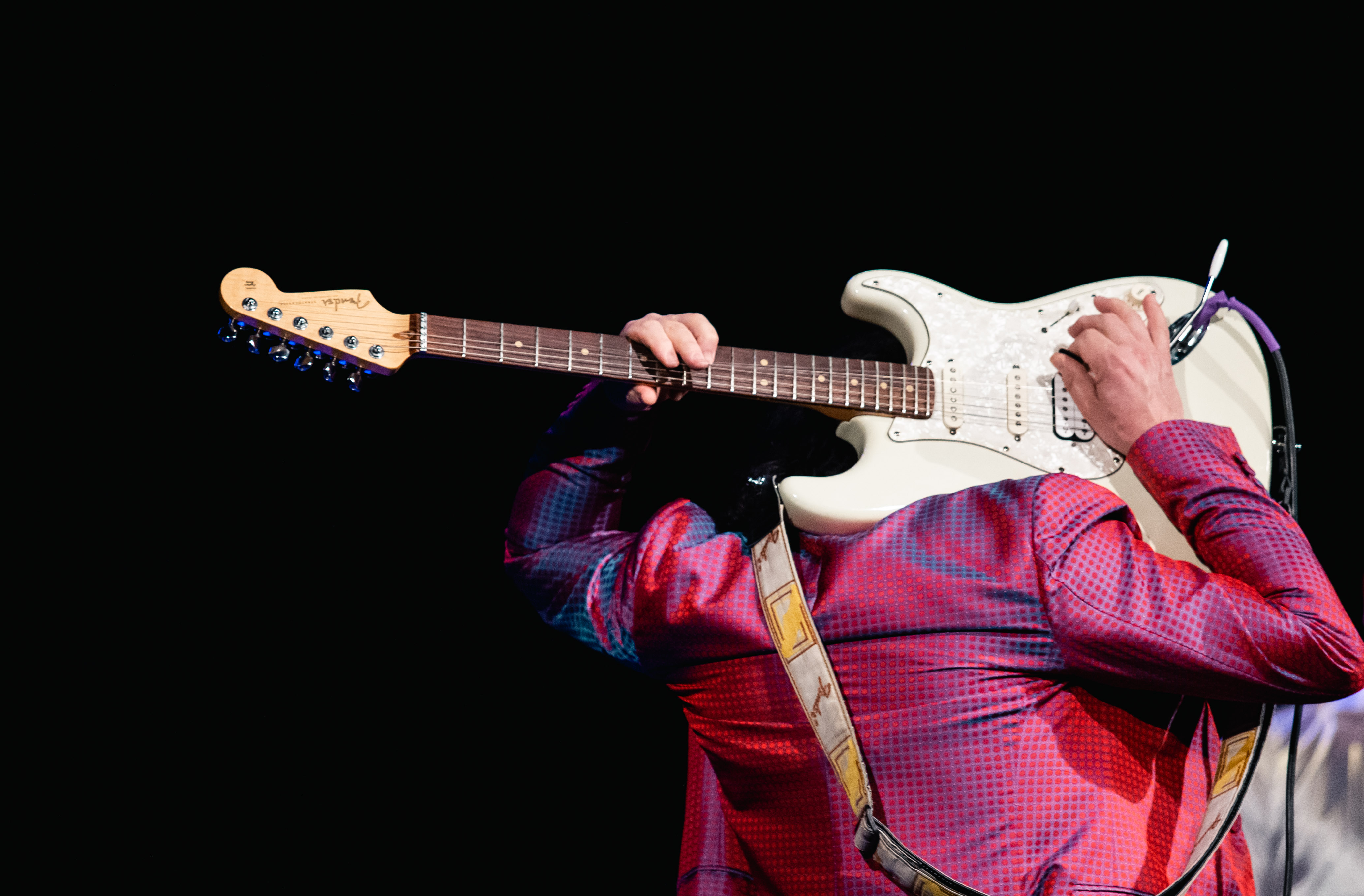 Юбилей в Пасху: Виктор Зинчук сыграл концерт в Твери