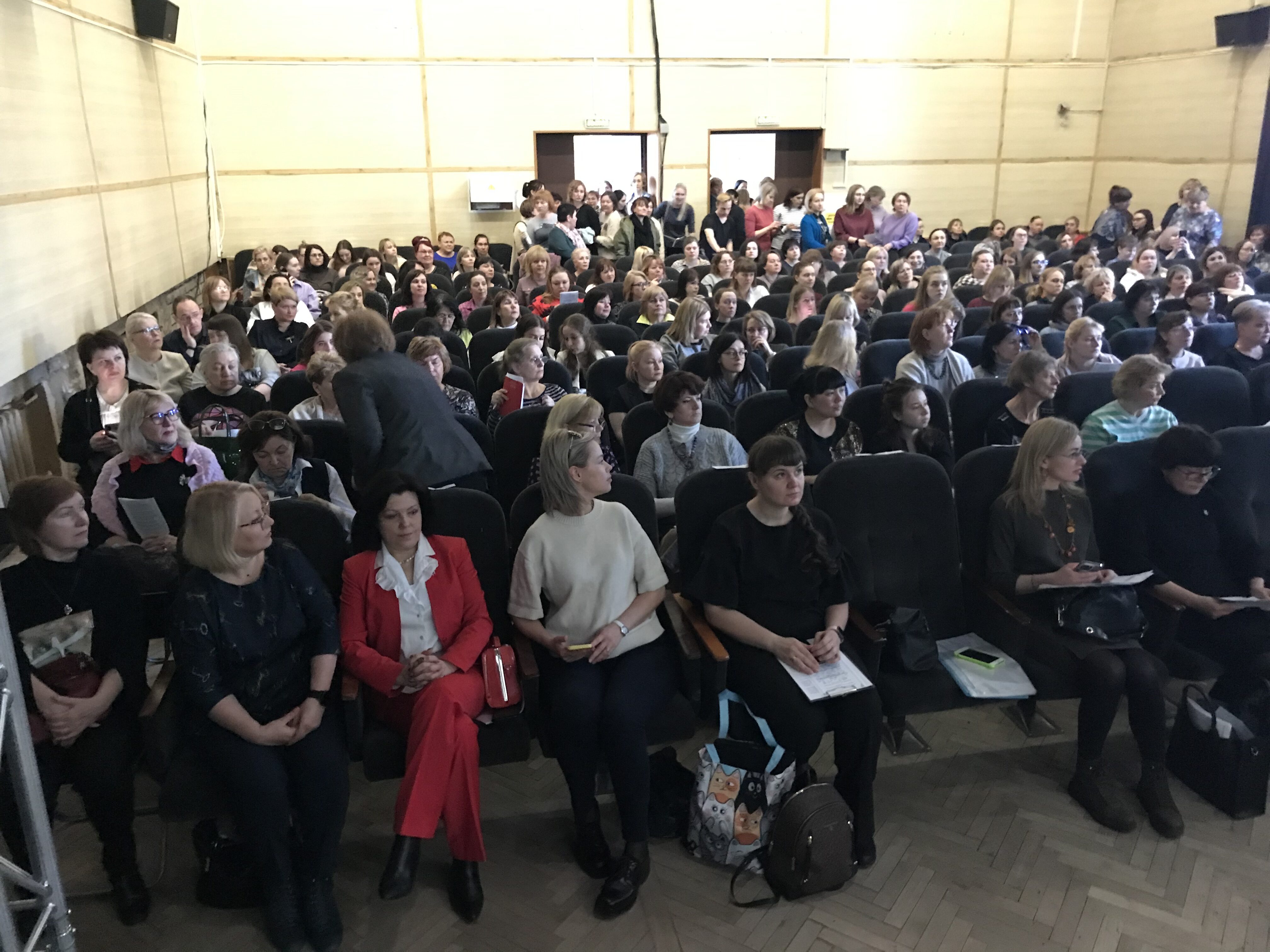 В Твери обсудили сопровождение детей и подростков с расстройствами аутистического спектра