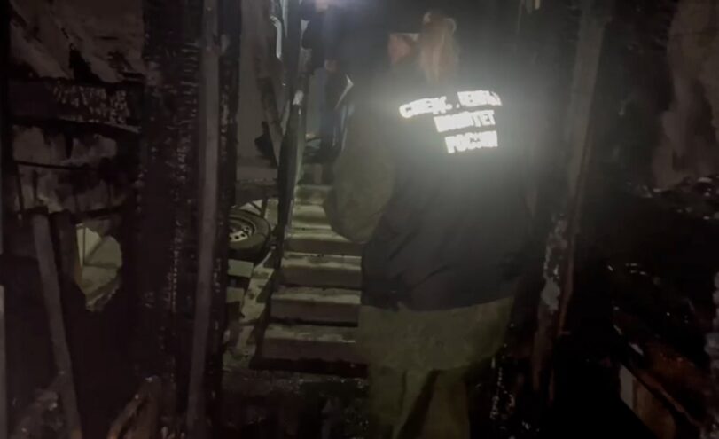 Тела трех людей обнаружили при тушении пожара в многоквартирном доме в Твери Тела трех людей обнаружили при тушении пожара в многоквартирном доме в Твери