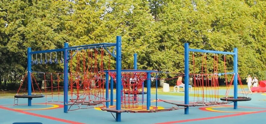 В Бежецке появятся новые детские и спортивные площадки В Бежецке появятся новые детские и спортивные площадки