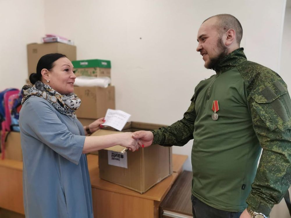 Военнослужащий вернулся из зоны СВО в Конаково и помогает бойцам Военнослужащий вернулся из зоны СВО в Конаково и помогает бойцам