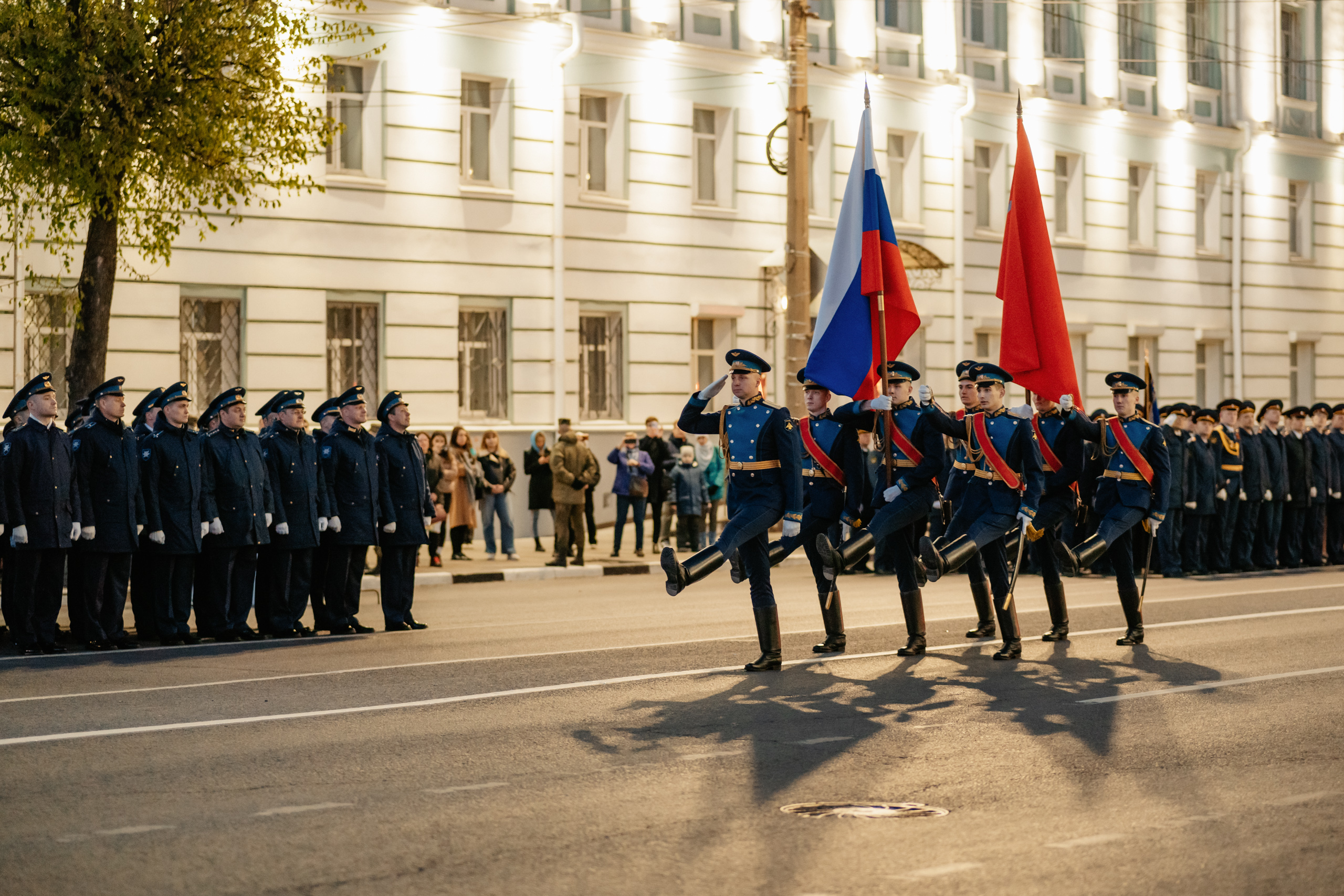 Вечером в Твери прошла генеральная репетиция парада Победы