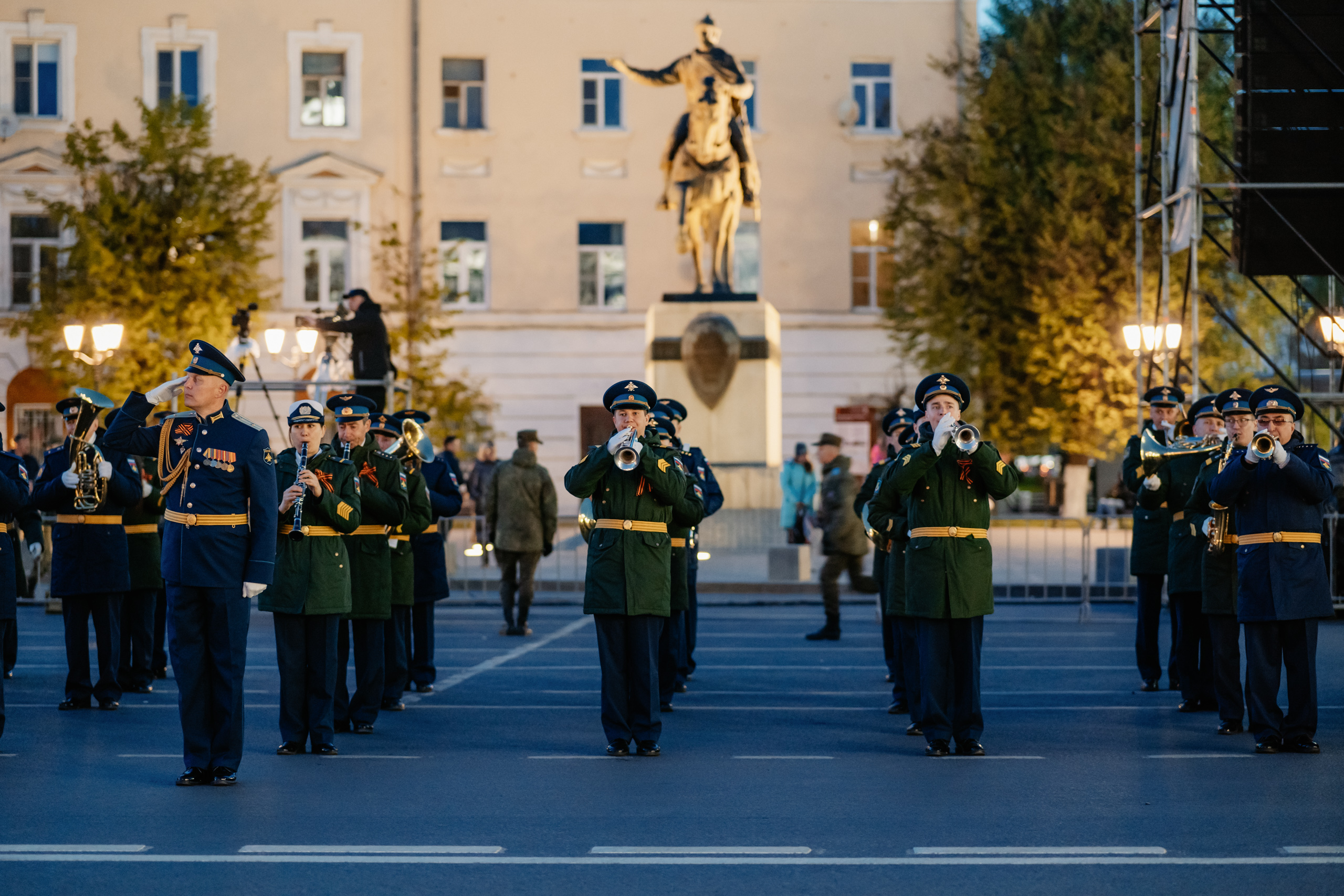 Вечером в Твери прошла генеральная репетиция парада Победы