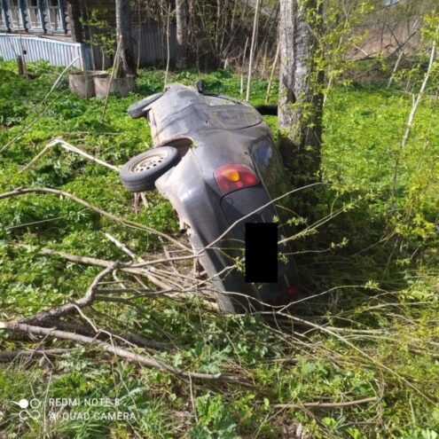 В аварии в Краснохолмском районе погиб водитель автомобиля В аварии в Краснохолмском районе погиб водитель автомобиля