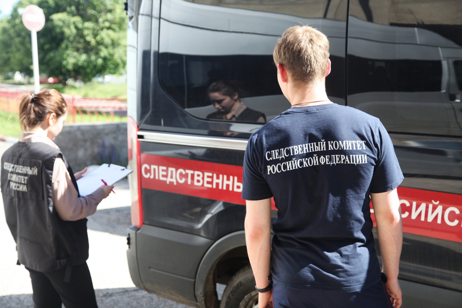 В Лихославле пьяная женщина ударила сожителя табуреткой и добила его ножом Жительница Тверской области девять лет проведет в колонии за убийство сожителя