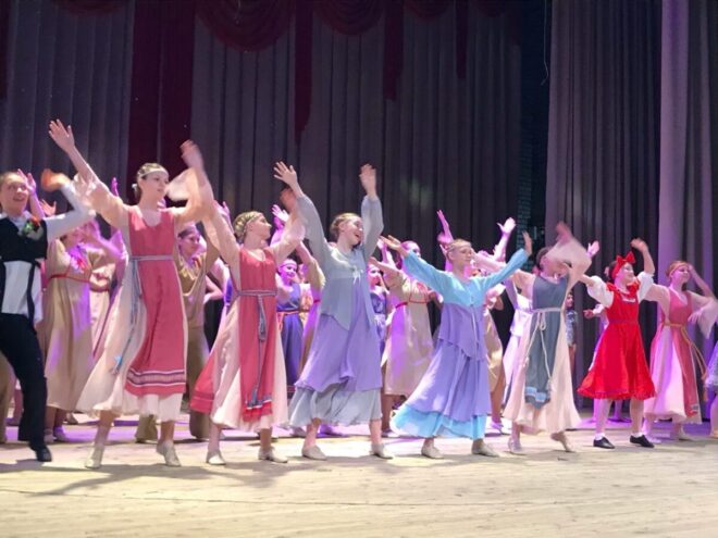 Фестиваль танцевальных коллективов прошел в Торопце