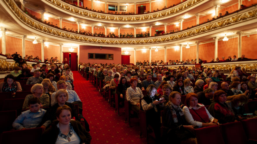 Мы - Россия: В Твери прошел концерт Мариупольского эстрадно-симфонического оркестра Донецкой филармонии