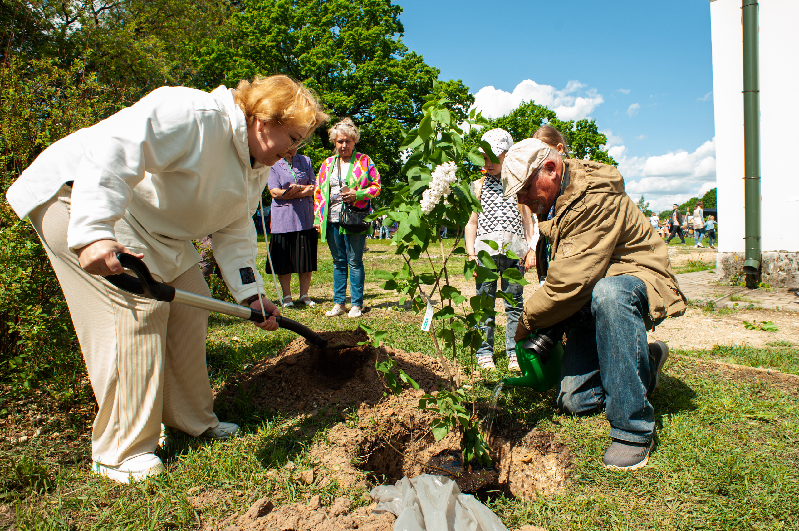 Еще больше сирени: Чем удивил гостей традиционный праздник в усадьбе Домотканово