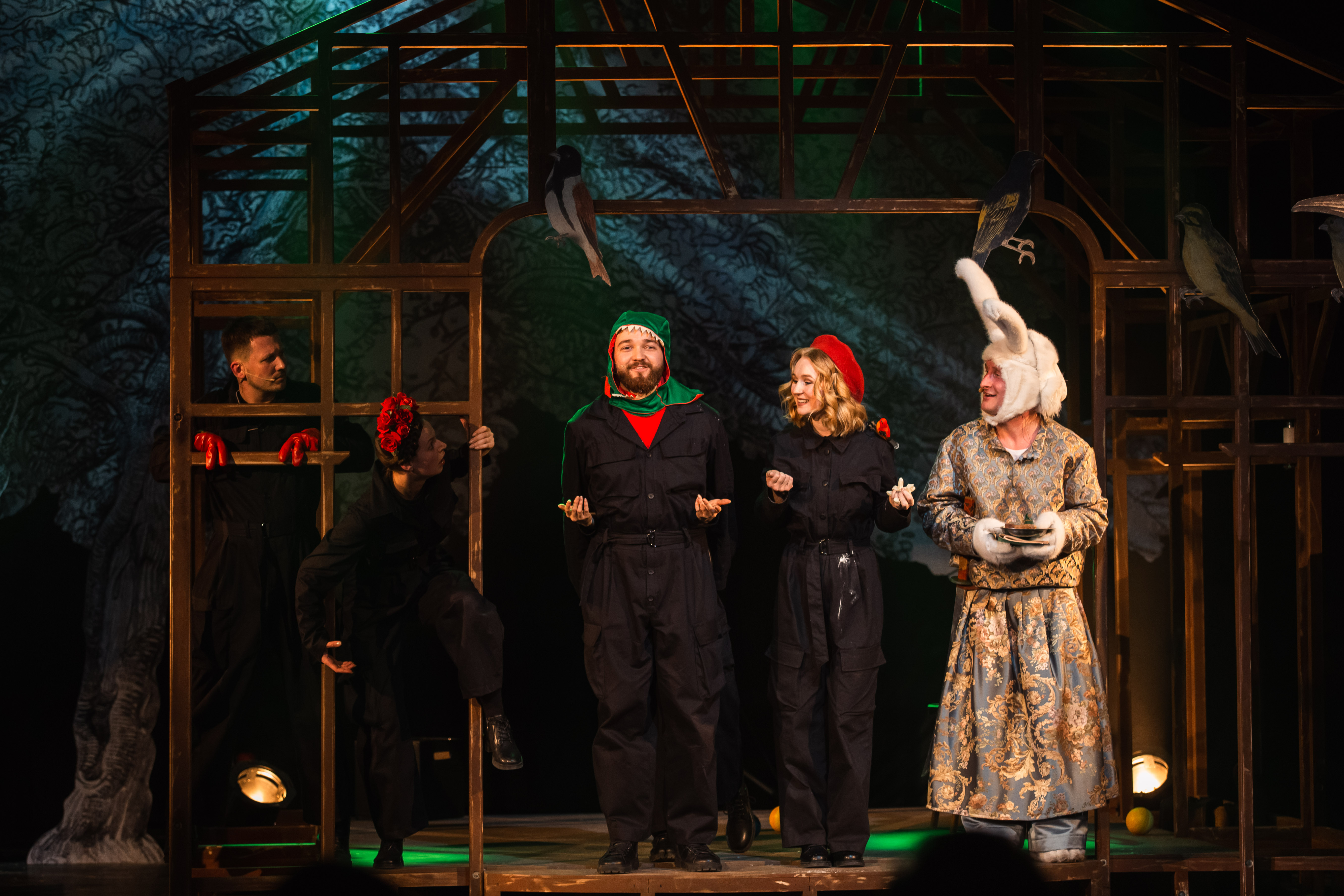 Наш ответ Marvel: Как в Тверском ТЮЗе спасали "Мультивселенную Заходера"