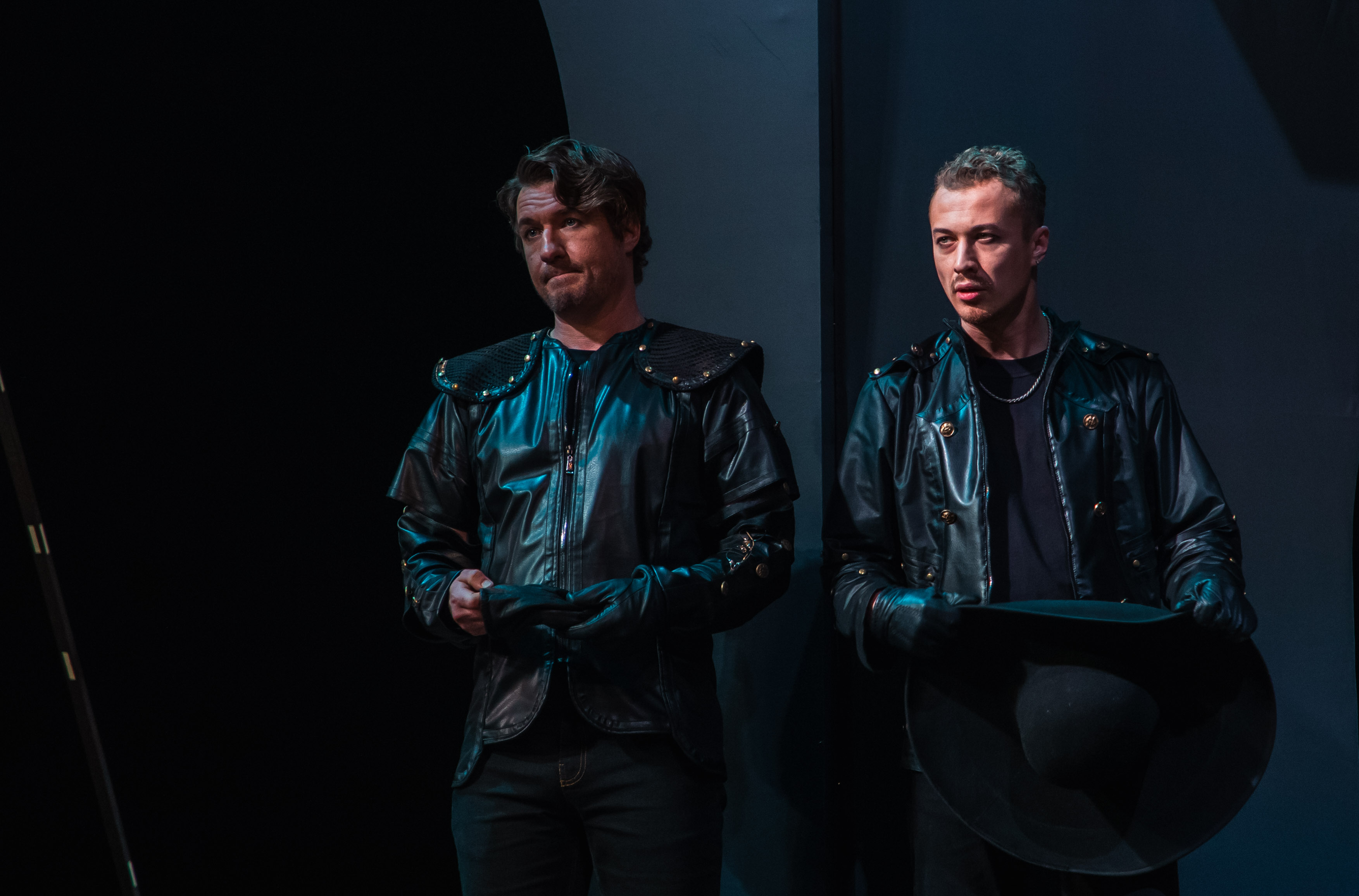 Дела сердечные или как Октавьо дочерей замуж выдавал: Тверской театр драмы представил "Дурочку"