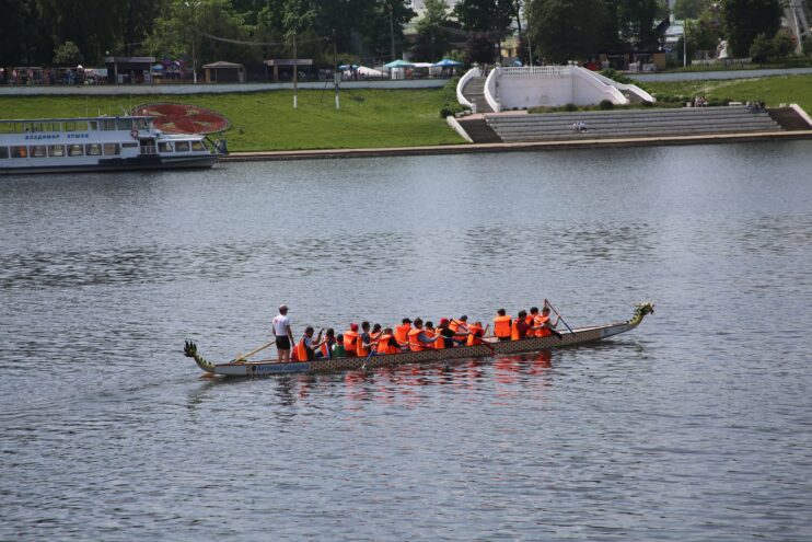 В Твери прошли спортивные состязания на лодках класса "Дракон" В Твери прошли спортивные состязания на лодках класса "Дракон"