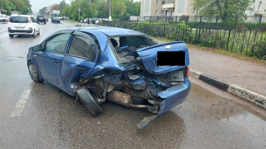 В Твери в аварии на проспекте Победы пострадал пассажир