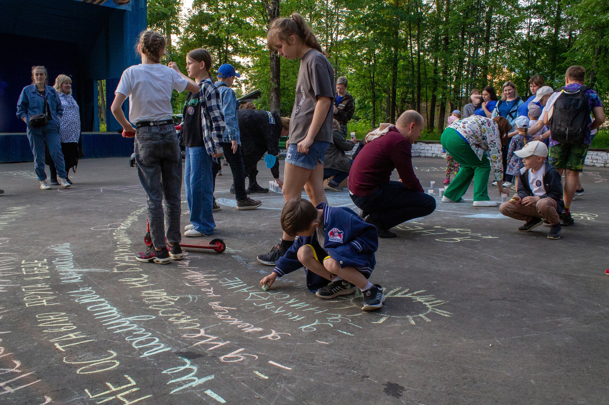 В городе Нелидово прошла акция, посвященная к Международному дню пропавших детей