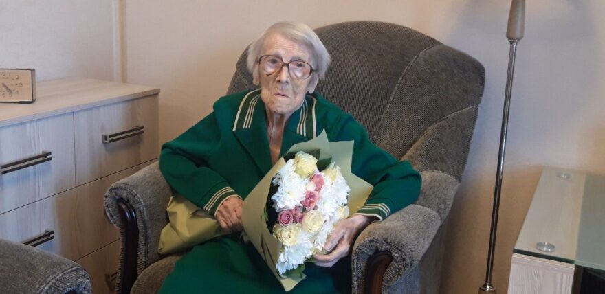 В Тверской области участнице Великой Отечественной войны Галине Владимировне Кругловой исполнилось 100 лет В Тверской области участнице Великой Отечественной войны Галине Владимировне Кругловой исполнилось 100 лет