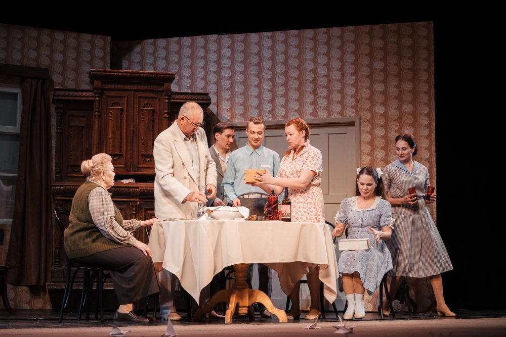 Тверской театр драмы приглашает зрителей на закрытие 277-го сезона