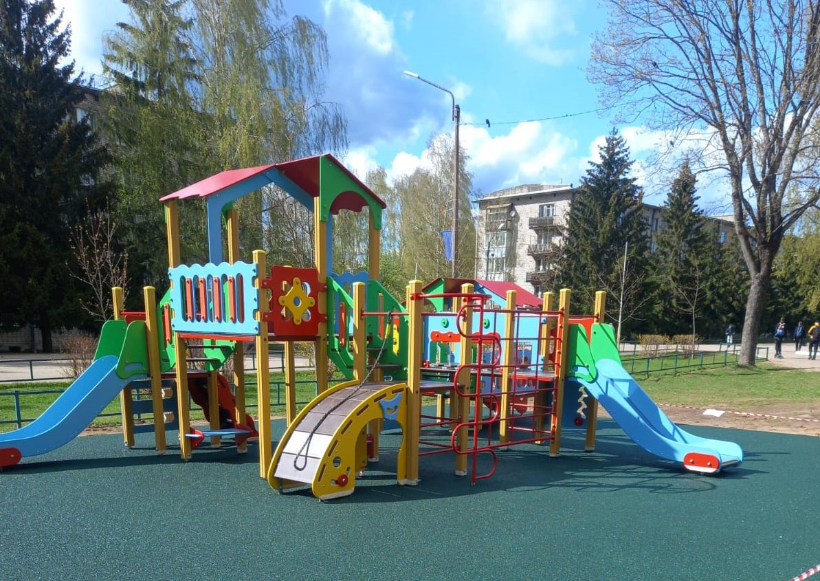 В 2023 году новые детские игровые комплексы установят в 22 муниципалитетах Тверской области