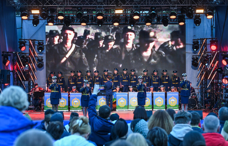 Торжественные прохождения войск, патриотические акции и концерт: в Тверской области отметили 78-летие Великой Победы Торжественные прохождения войск, патриотические акции и концерт: в Тверской области отметили 78-летие Великой Победы