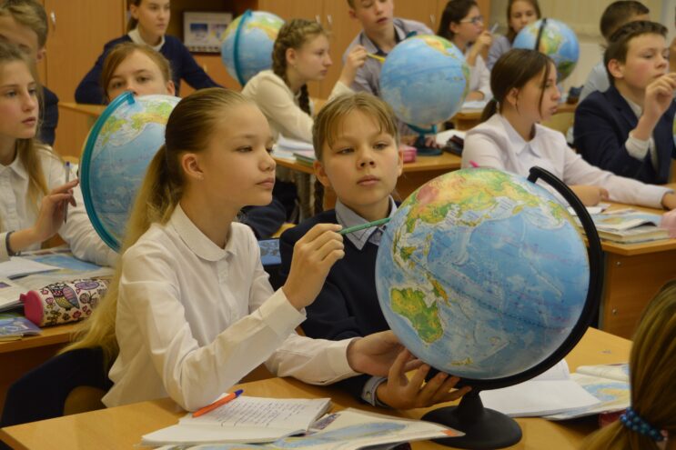 В Твери с 22 мая будут принимать заявки на получение социальной поддержки одаренным школьникам